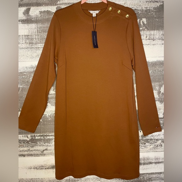 Tommy Hilfiger Dresses & Skirts - Tommy Hilfiger Long Sleeve Crewneck Dress in Caramel Brown
